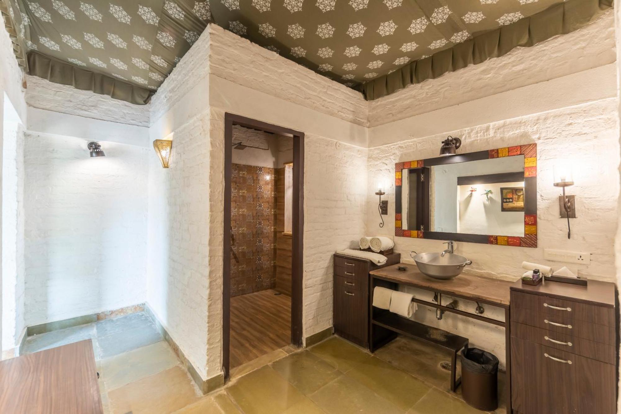 Tehla Vanaashrya Resort And Spa Sariska מראה חיצוני תמונה